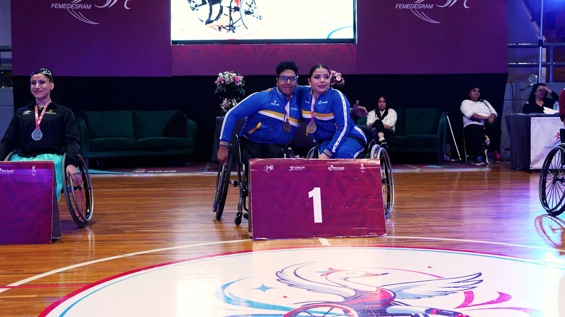 Banco Azteca respalda el éxito deportivo del atleta Daniel Alatorre