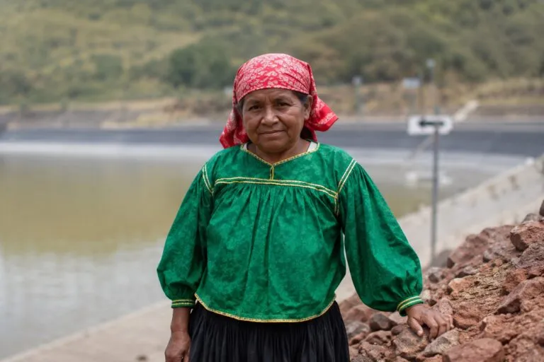Representantes de pueblos indígenas durante una reunión sobre la Ley de pueblos indígenas en México.