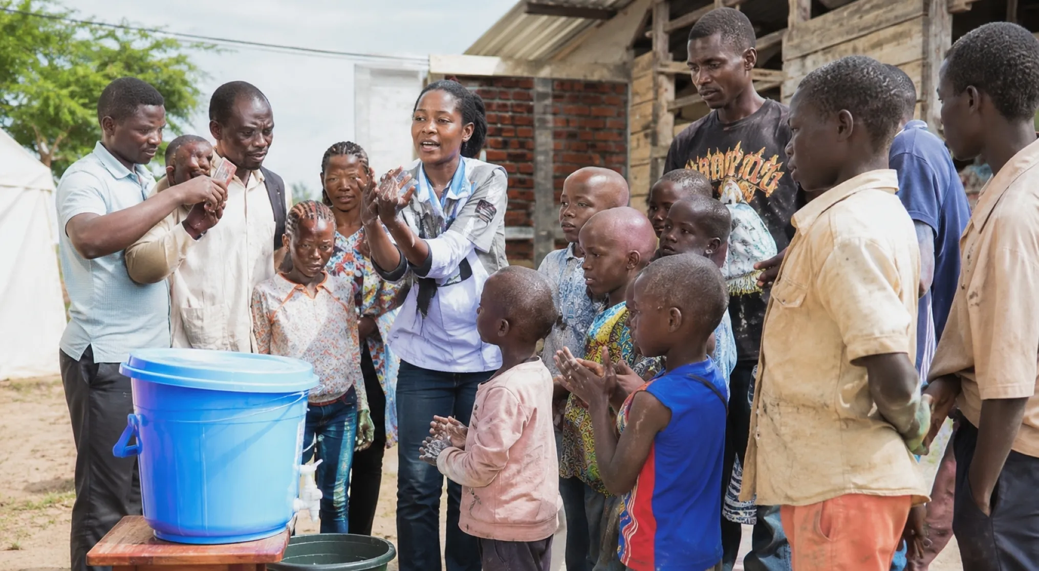 Ébola en RD Congo moviliza la respuesta sanitaria ante miles de casos y muertes