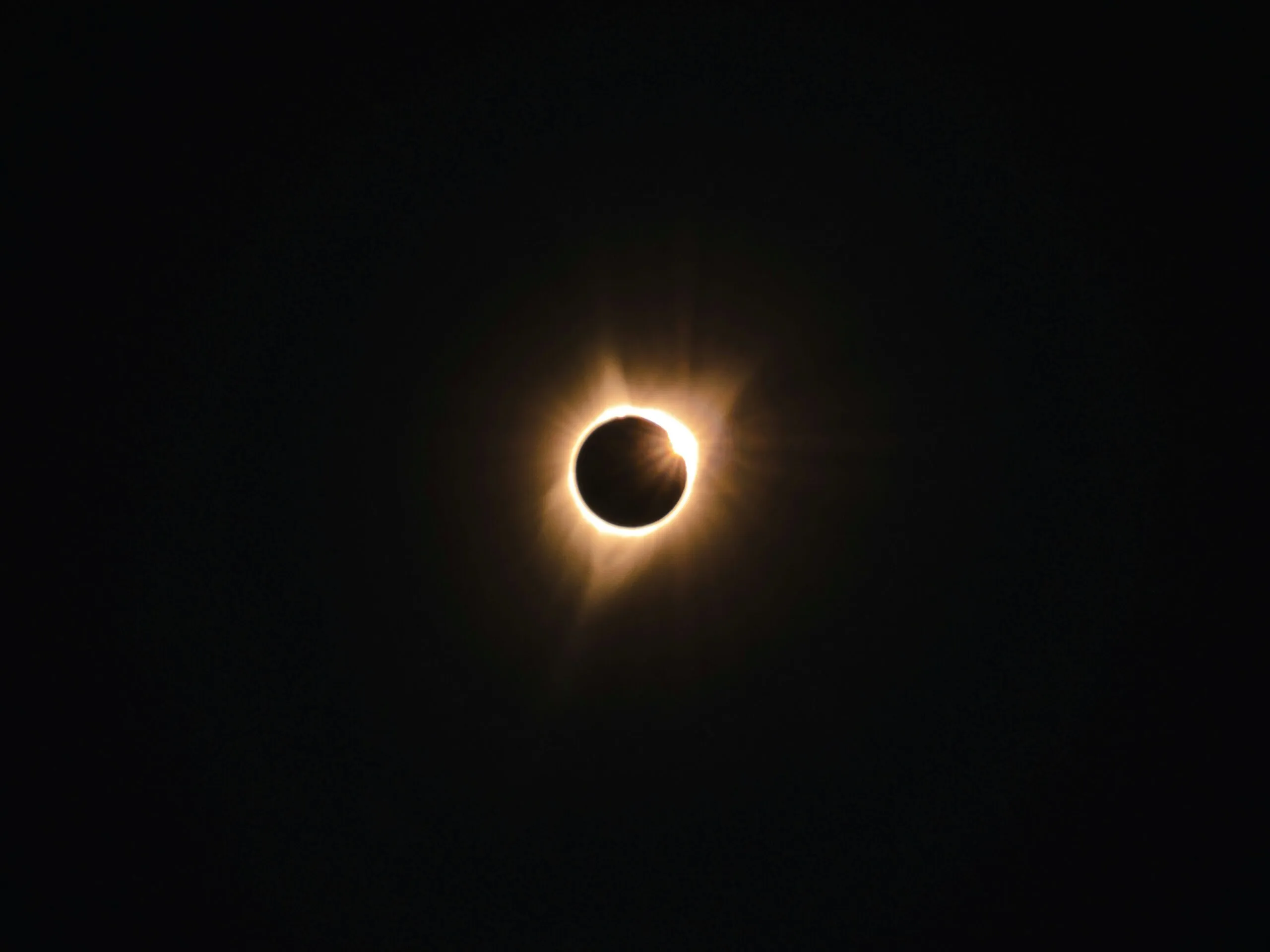 Eclipse solar y salud mental en España ante posibles cambios emocionales leves