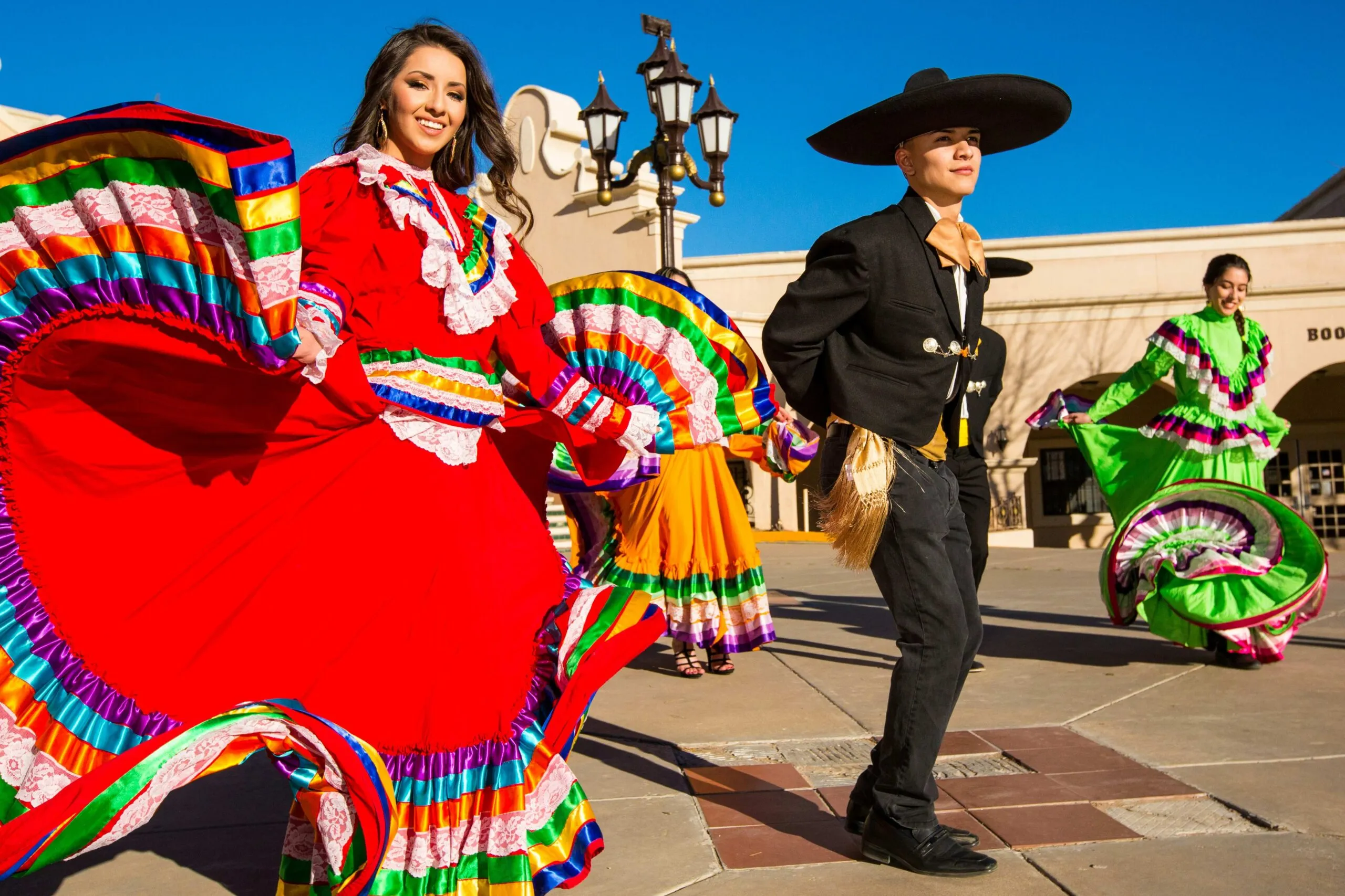 La cultura mexicana lidera el orgullo nacional mediante sus tradiciones, su gente, sus raíces y su gastronomía.