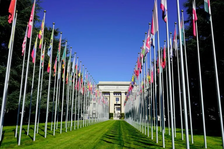 ONU enfrenta tensiones políticas y financieras mientras México promueve un multilateralismo más representativo e incluyente